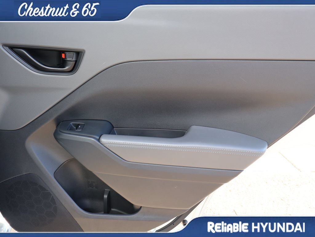 Used 2024 Subaru Crosstrek 2.0i Premium AWD/4WD image 11