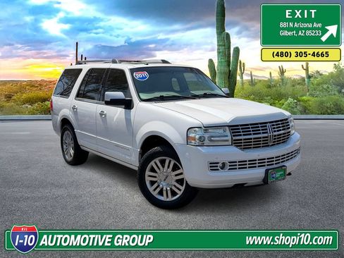 Used 2011 Lincoln Navigator 4WD image 1