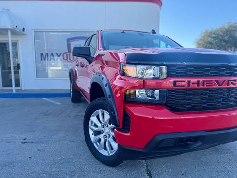 Used 2019 Chevrolet Silverado 1500 Custom image 13