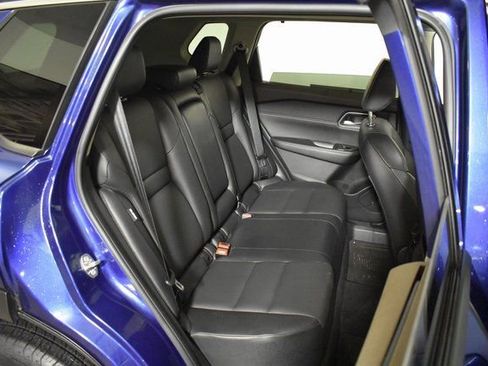 Used 2021 Nissan Rogue SV w/ Premium Package image 30