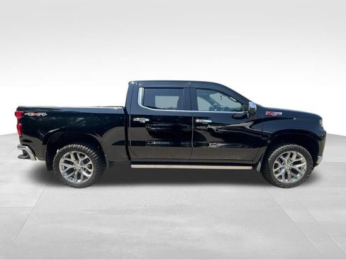 Used 2022 Chevrolet Silverado 1500 LTZ w/ Safety Package II AWD/4WD image 3