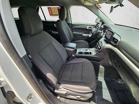 Used 2021 Ford Explorer XLT RWD image 21