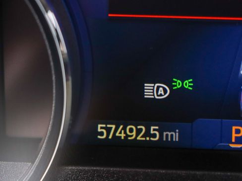 Used 2022 Ford Expedition XLT image 17