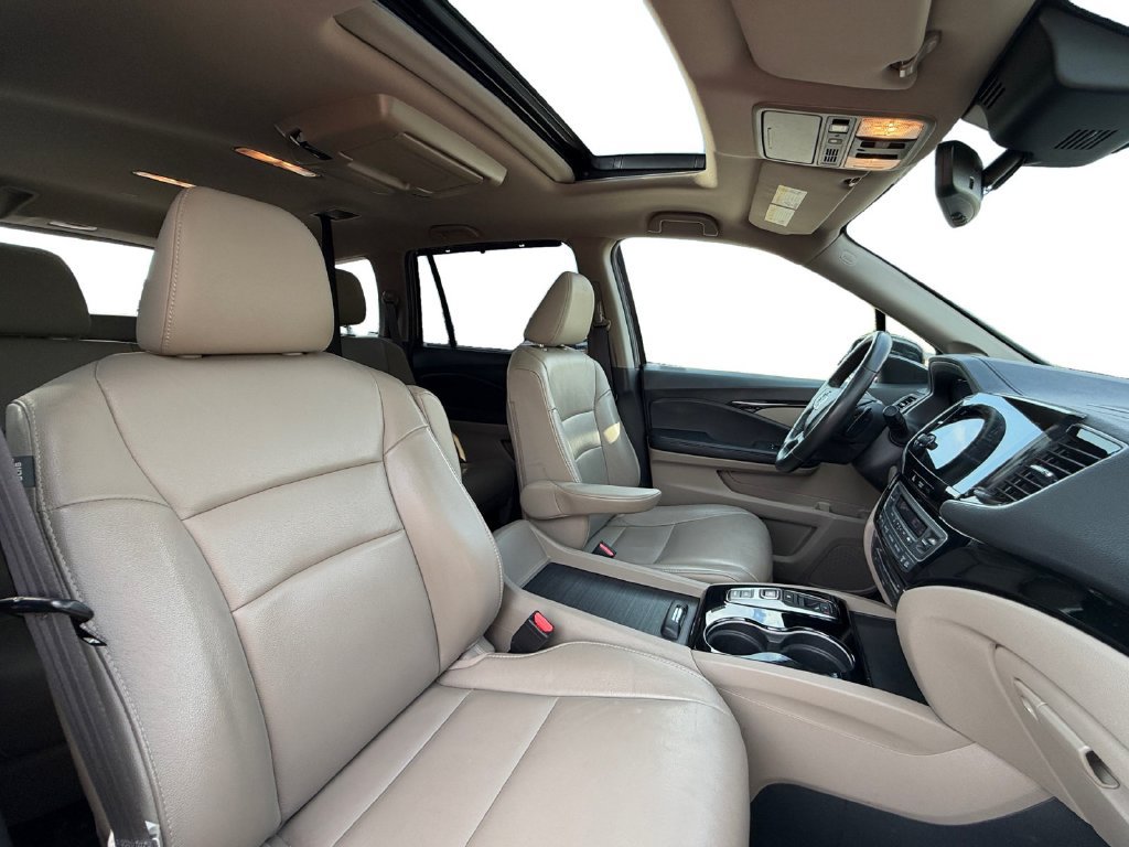 Used 2022 Honda Pilot Touring image 29
