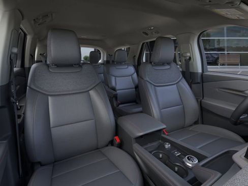 New 2026 Ford Explorer Active w/ Active Comfort Package image 11