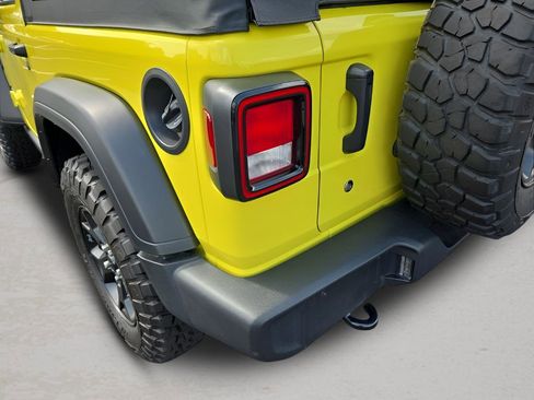 Used 2023 Jeep Wrangler Sport AWD/4WD image 12