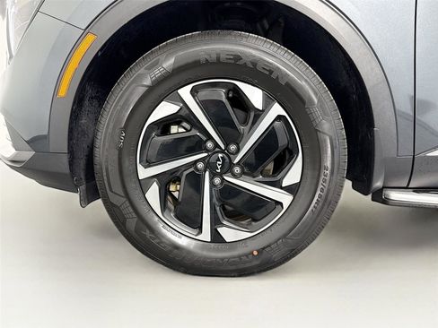 Used 2023 Kia Sportage LX image 31