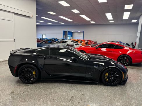 Used 2016 Chevrolet Corvette Z06 w/ 2LZ Preferred Equipment Group RWD image 7