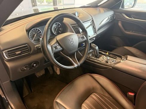 Used 2023 Maserati Levante Modena AWD/4WD image 17