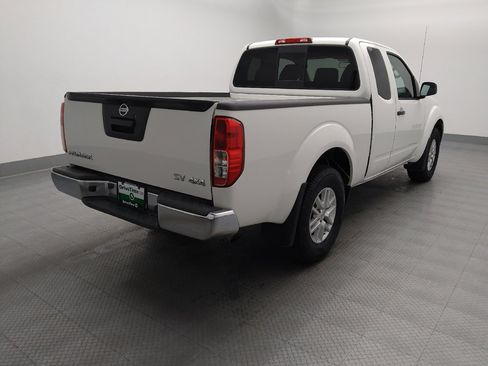 Used 2020 Nissan Frontier SV AWD/4WD image 9