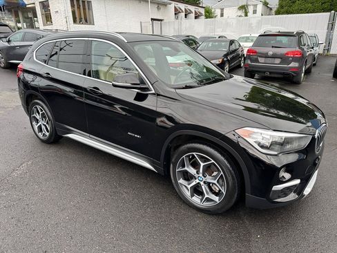 Used 2018 BMW X1 xDrive28i AWD/4WD image 3