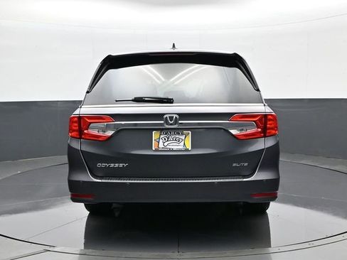Used 2018 Honda Odyssey Elite image 6