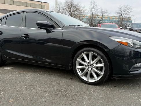 Used 2017 MAZDA MAZDA3 Touring image 12