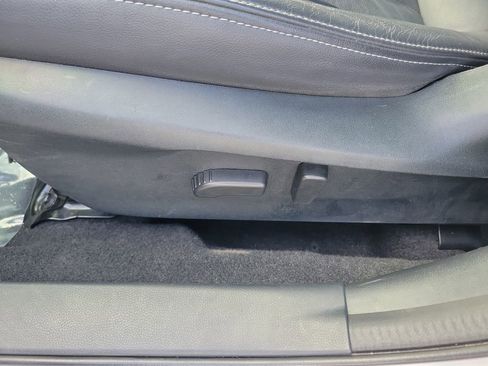 Used 2020 Subaru Impreza 2.0i Limited w/ Popular Package #2 image 15