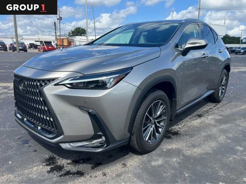 Used 2025 Lexus NX 250 FWD w/ Accessory Package (2T) image 1