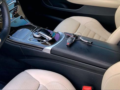 Used 2017 Mercedes-Benz C 300 Coupe image 16