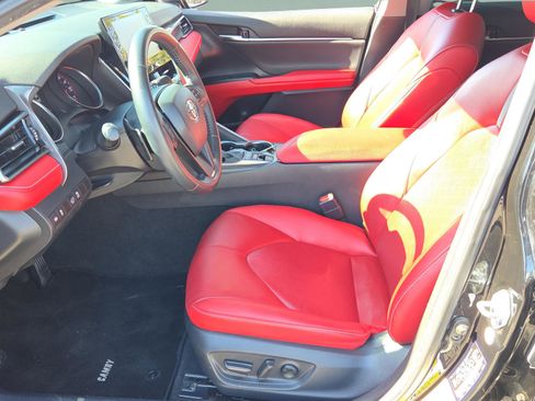 Used 2021 Toyota Camry XSE image 19