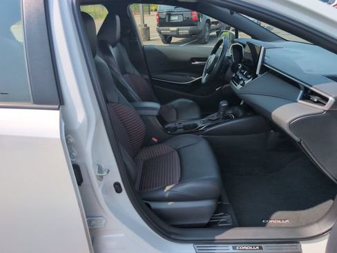 Used 2023 Toyota Corolla XSE FWD image 10