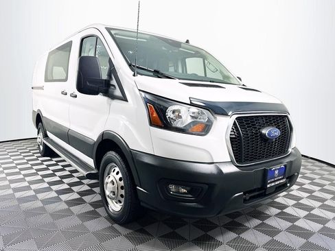 Used 2023 Ford Transit 250 Low Roof AWD w/ Exterior Upgrade Package image 7