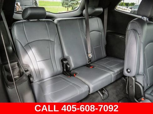 Used 2024 Buick Enclave Essence w/ Sport Touring Edition FWD image 23