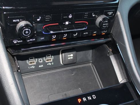 Used 2023 Jeep Grand Cherokee Altitude image 27