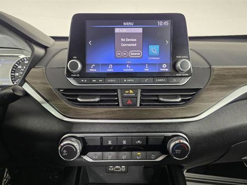 Used 2023 Nissan Altima 2.5 SV FWD image 31