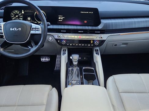 Used 2024 Kia Telluride SX image 9