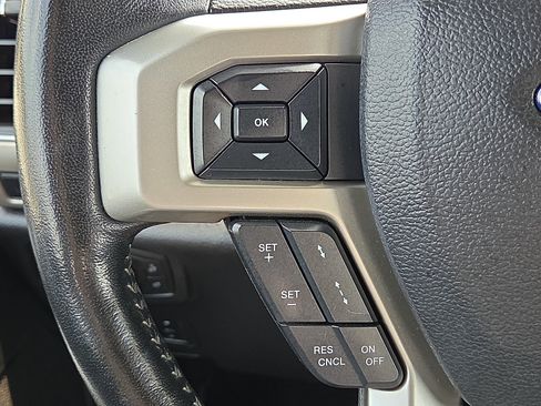 Used 2021 Ford F250 Lariat AWD/4WD image 21