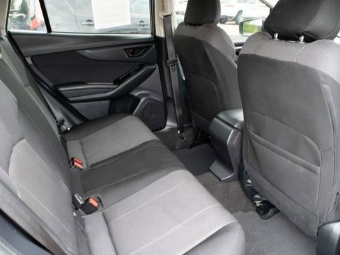 Used 2020 Subaru Impreza 2.0i Premium image 17