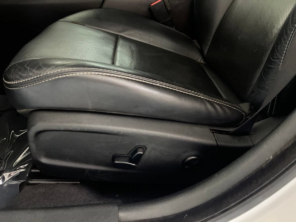 Used 2019 Chrysler 300 S w/ 300S Premium Group 2 RWD image 51