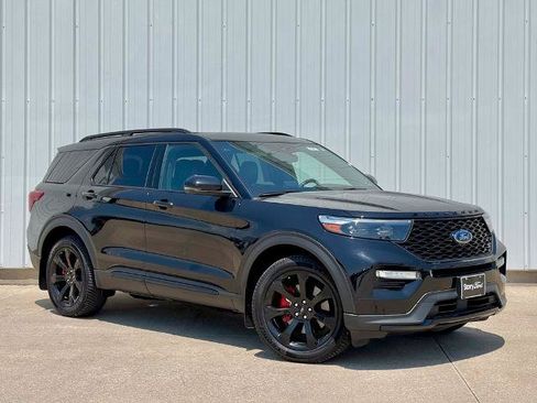 Certified 2023 Ford Explorer ST w/ Equipment Group 401A AWD/4WD image 8