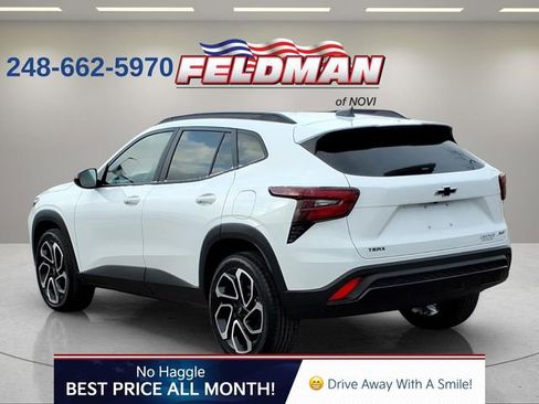 Used 2024 Chevrolet Trax RS w/ Driver Confidence Package image 3