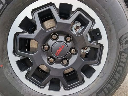 New 2026 Toyota 4Runner TRD Off-Road Premium AWD/4WD image 6