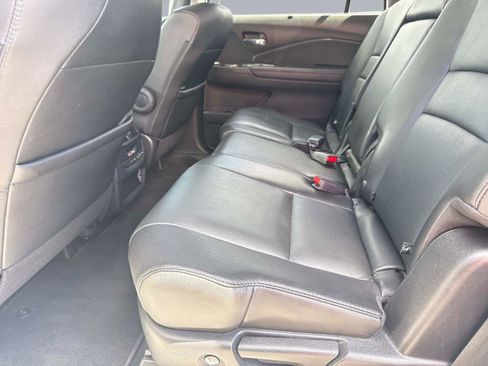 Certified 2021 Honda Pilot Special Edition image 16