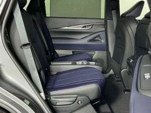 Certified 2026 INFINITI QX60 Sport w/ Dark Cargo Package AWD/4WD image 26