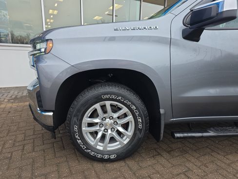 Used 2019 Chevrolet Silverado 1500 LT w/ All-Star Edition image 10