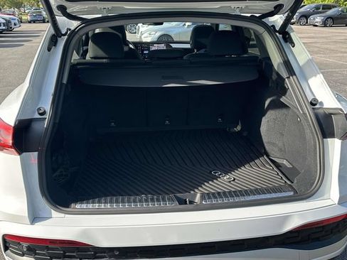 Used 2025 Audi Q5 Premium Plus w/ Premium Plus AWD/4WD image 13