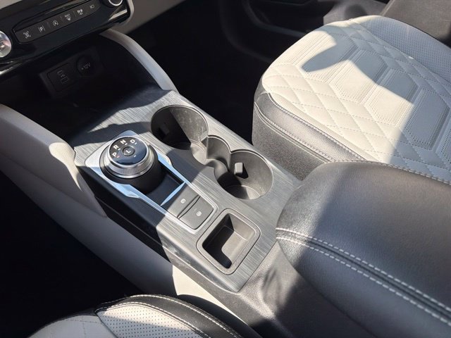 Certified 2023 Ford Escape Platinum w/ Premium Technology Package AWD/4WD image 34