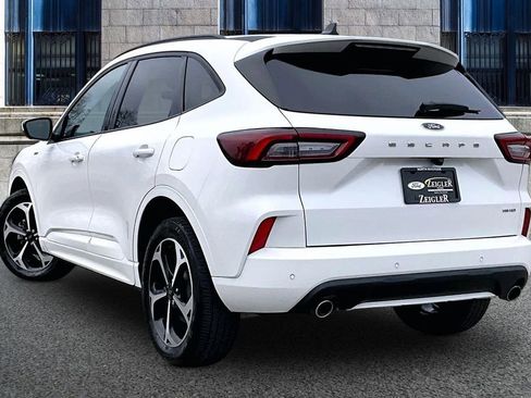 Certified 2023 Ford Escape ST-Line Select w/ Tech Pack #2 AWD/4WD image 10