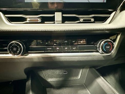 New 2026 Chevrolet Equinox LT w/ Safety and Technology Package FWD image 19