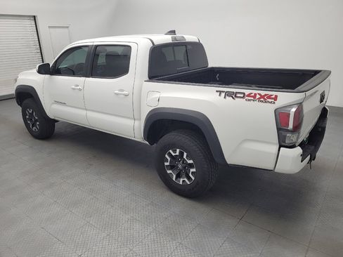 Used 2023 Toyota Tacoma TRD Off-Road w/ Technology Package AWD/4WD image 3
