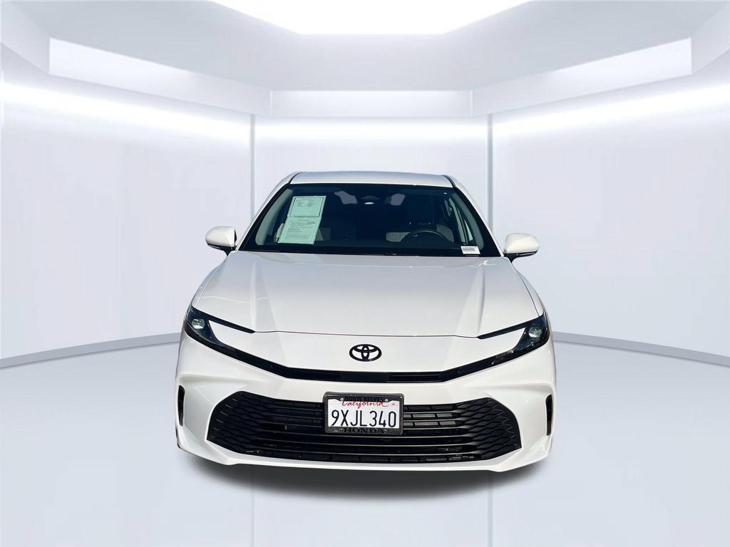 Used 2026 Toyota Camry LE w/ Convenience Package FWD image 8