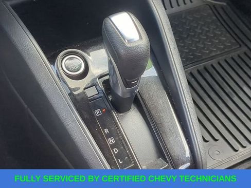 Used 2022 Nissan Kicks S image 33