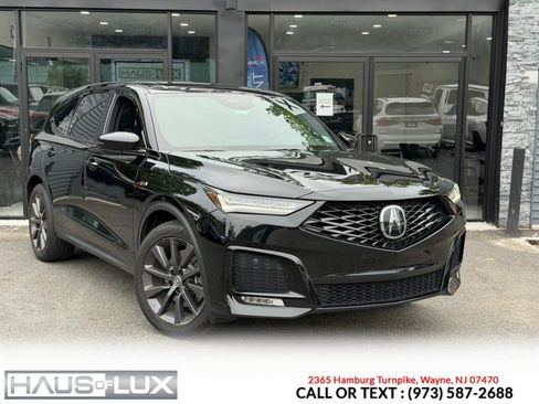 Used 2025 Acura MDX A-Spec AWD/4WD image 2