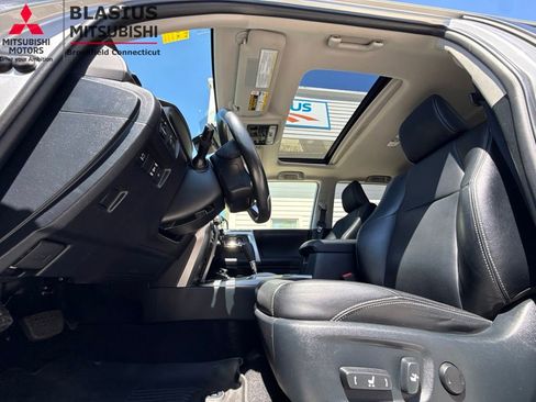 Used 2024 Toyota 4Runner Limited AWD/4WD image 20