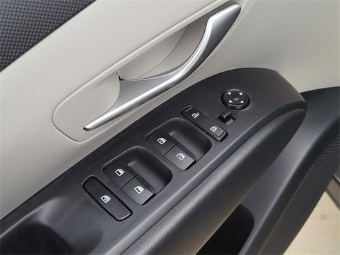 Used 2024 Hyundai Tucson SEL image 16