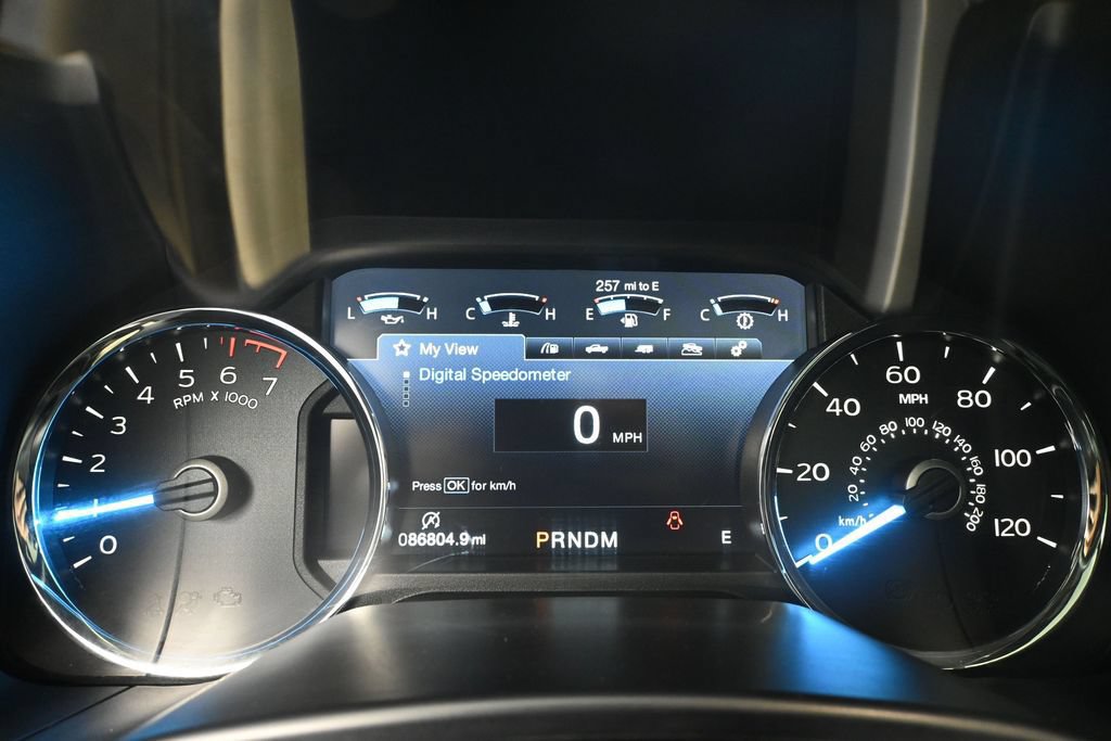 Used 2019 Ford F150 Lariat w/ Equipment Group 502A Luxury AWD/4WD image 24