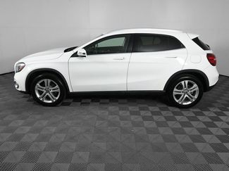 Used 2020 Mercedes-Benz GLA 250 4MATIC video 3