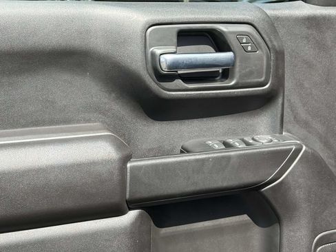 Used 2026 Chevrolet Silverado 1500 Custom AWD/4WD image 23
