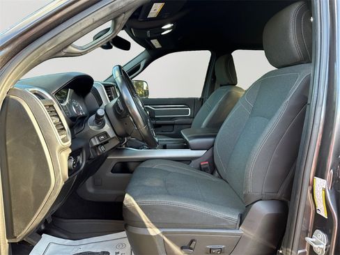 Used 2021 RAM 2500 Big Horn w/ Level 1 Equipment Group image 24